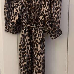 NWOT Baum Und Pferdgarten Alya midi dress
